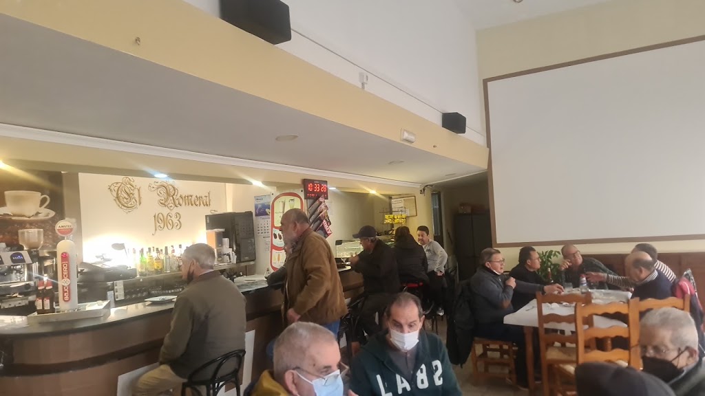 Bar Romeral — Ambiente