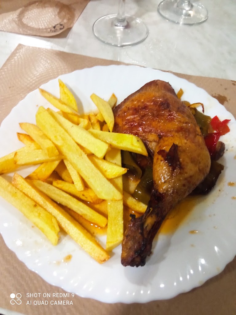 Bar los tormentos — Comida y bebida