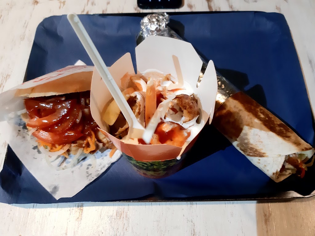 Doner Kebab La Esquina en Chipiona — Comida y bebida