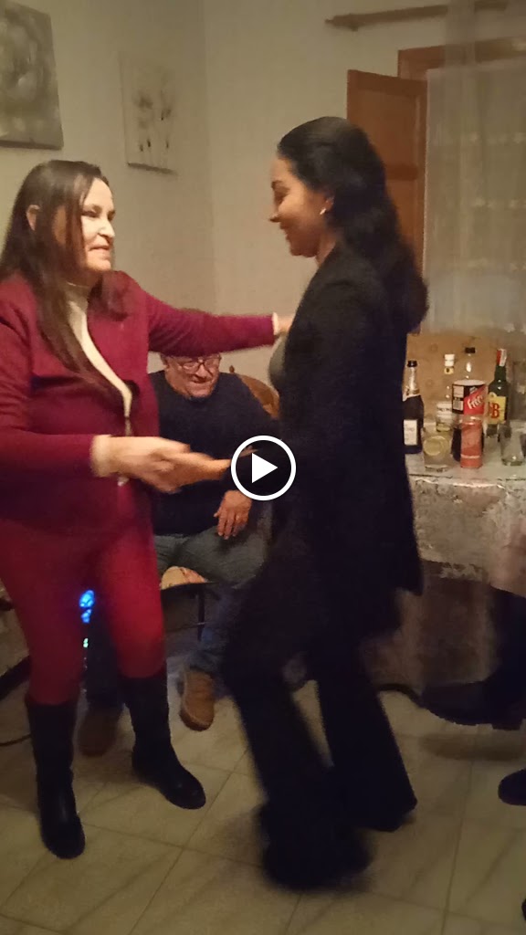 Bar El Aguila — Videos