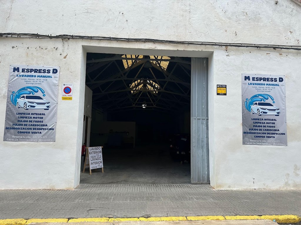 M Express D Lavadero manual — Exterior