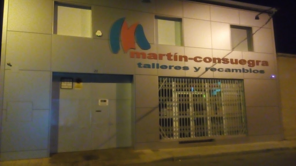 Talleres y Recambios Martin Consuegra — Exterior