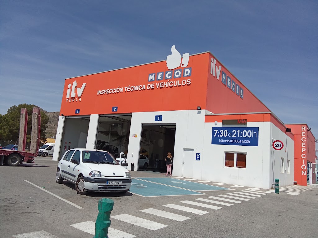 ITV Yecla — Exterior
