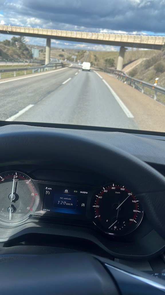 Oscar Alquiler de Coches Alcobendas — Mas recientes