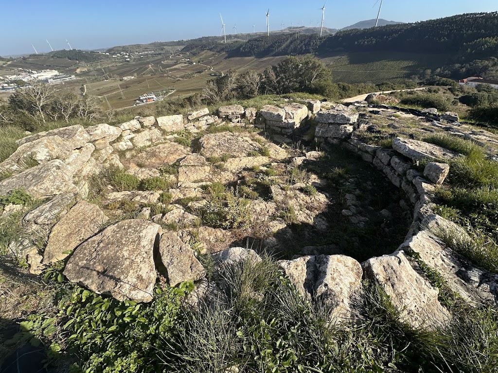 Monumento funerario eneolitico do Barro / Tholos do Barro
