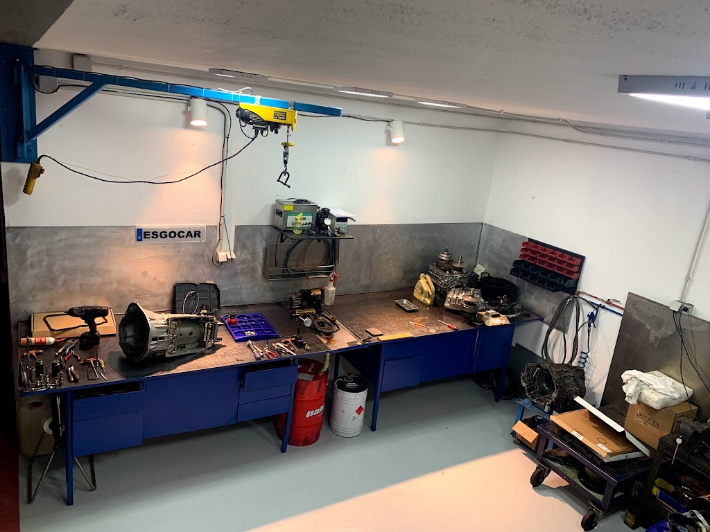Talleres Esgocar — Interior