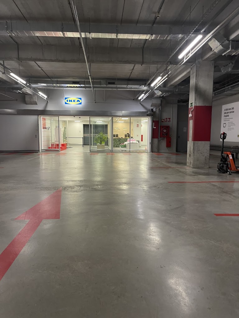 Aparcament Ikea