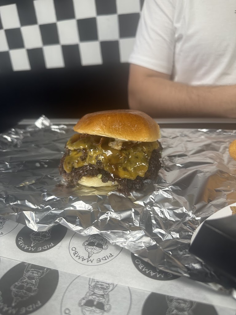 Mambo Smash Burger - Hamburgueseria Talavera — Hamburguesa
