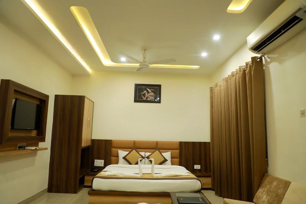 Hotel Maggo Hotel In Bharatpur