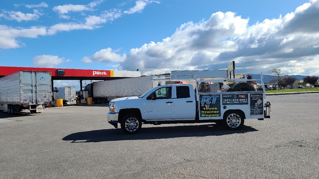 RT Tire Service in Salinas