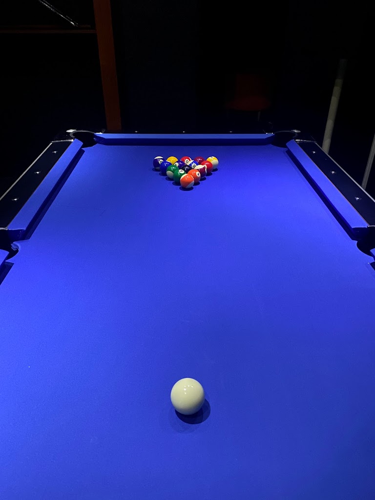 Disco-pub "Forever young"