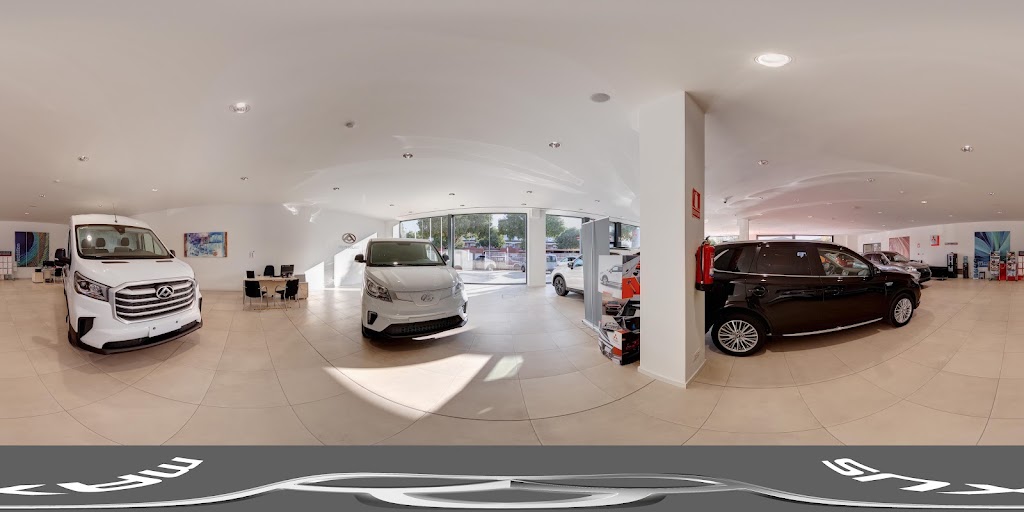 Concesionario Oficial Maxus Tarragona QUADIS Asian — Interior