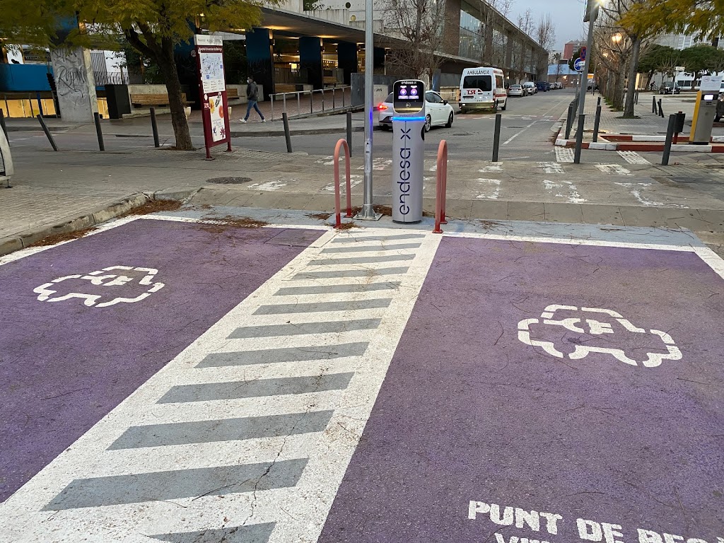 Endesa X Way Estacion de carga