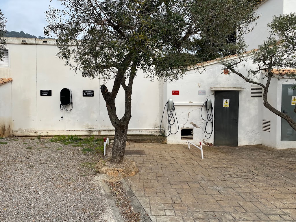 Tesla Destination Charger