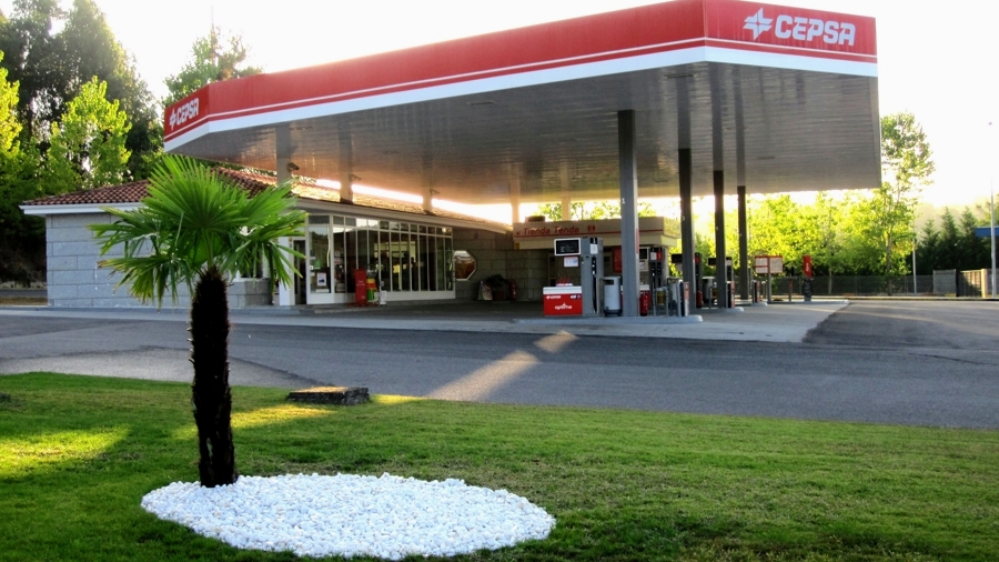 Gasoleos Ateneo, Estacion de servicio Cepsa