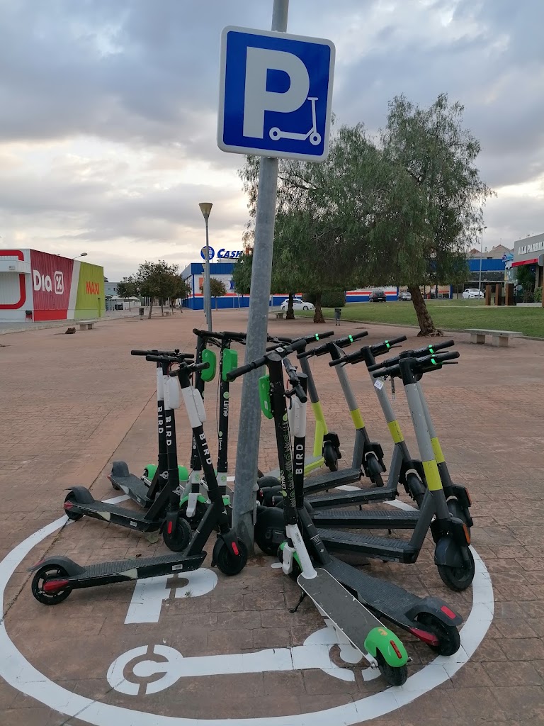 Parking patinetes electricos de alquiler — Signo