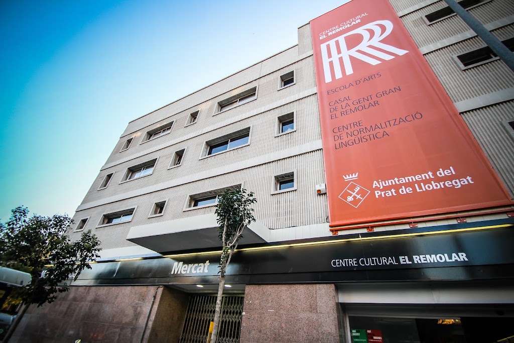 Centre cultural el Remolar — Del propietario