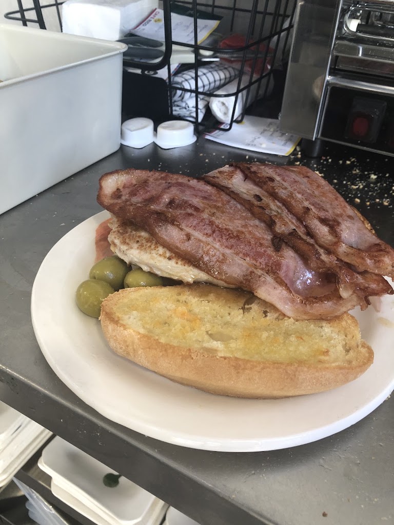 CAFE 77 — Del propietario