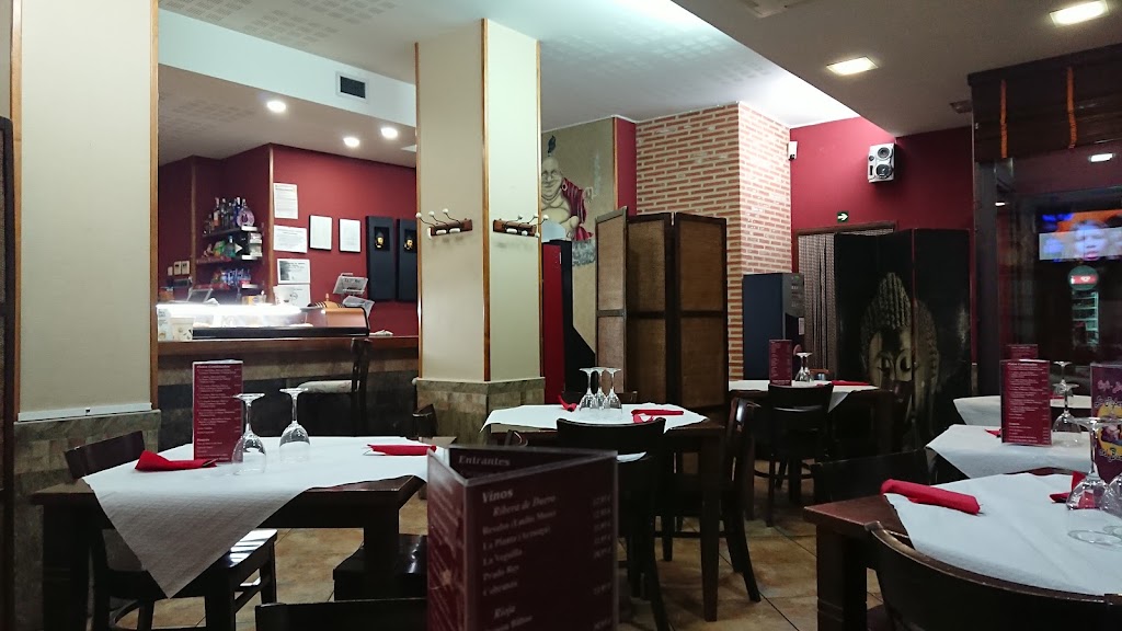 Restaurante la Taberna del Buda — Ambiente