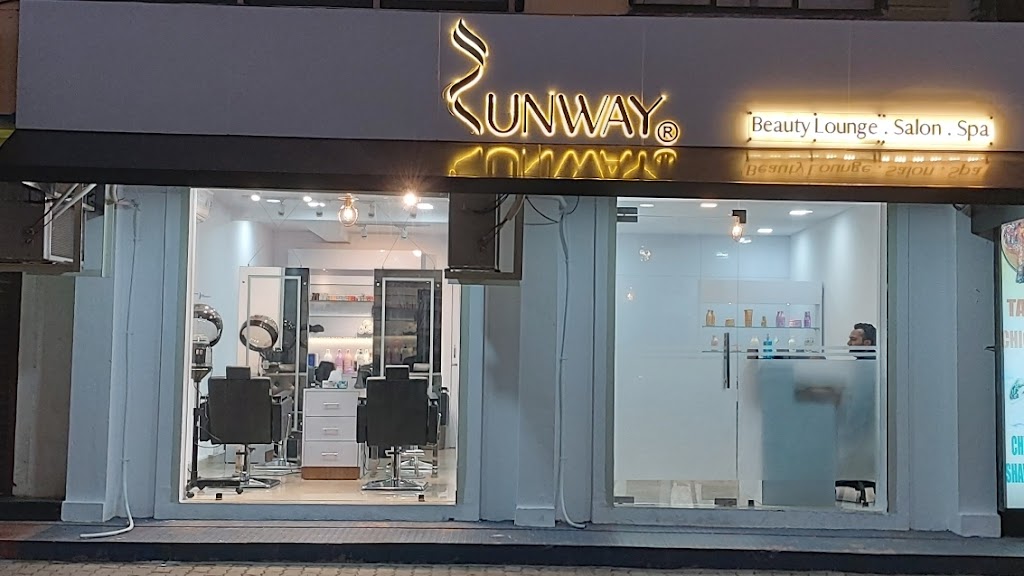 Runway Salon And Academy In Hair Beauty Makeup Unisex