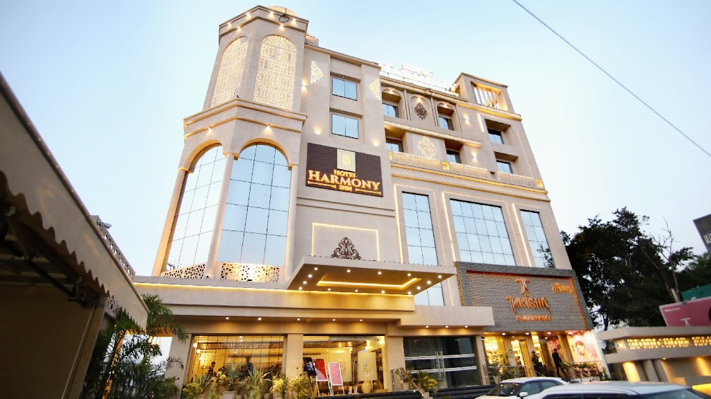 Hotel Harmony Inn