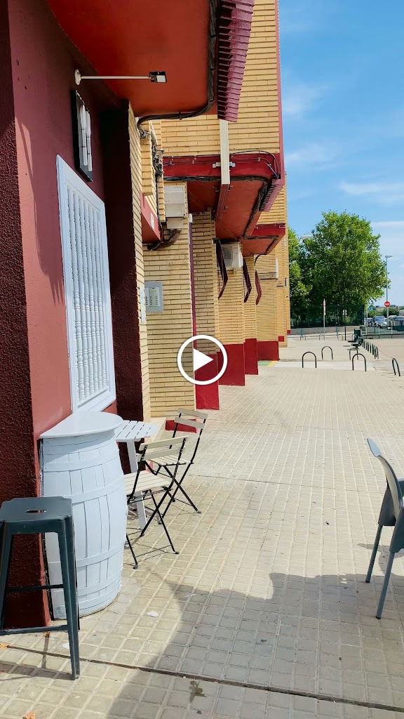 Casa de Pizza y Kebab (UTEBO) — Videos