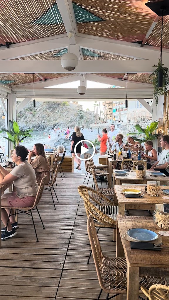 Chiringuito Munay Beach — Ambiente
