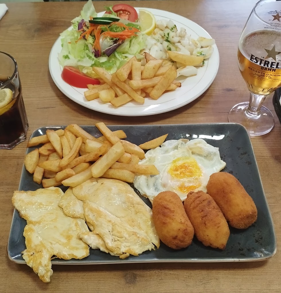 Maranon Cafeteria-Frankfurt — Comida y bebida