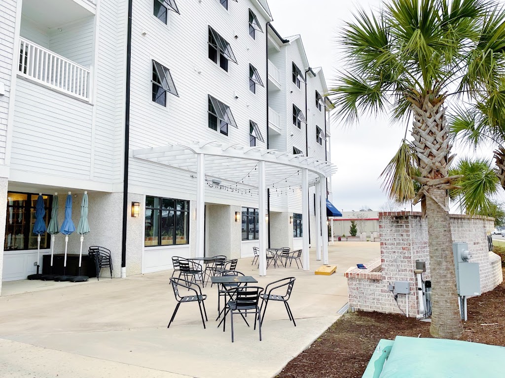  Unwined on the Square