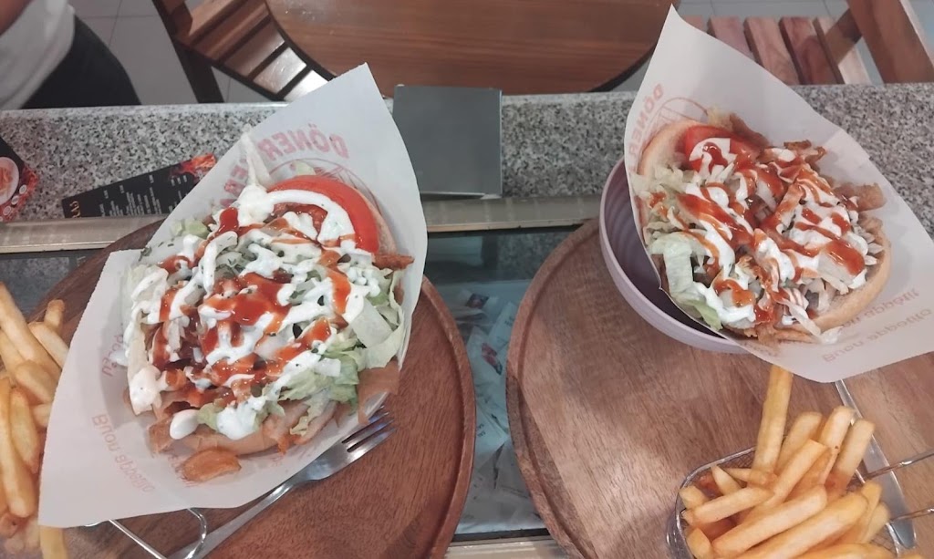 Cafeteria Kebab Firas — Del propietario