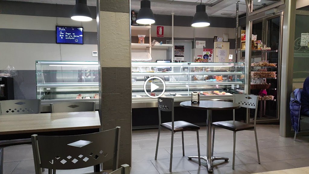 Pasteleria la Roja — Videos