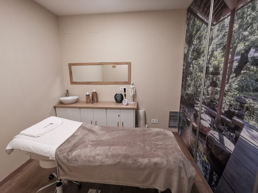 Beauty Room by Erica Fernandez — Interior