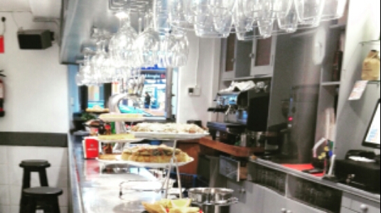 Bar Maixa M.J.C. — Ambiente