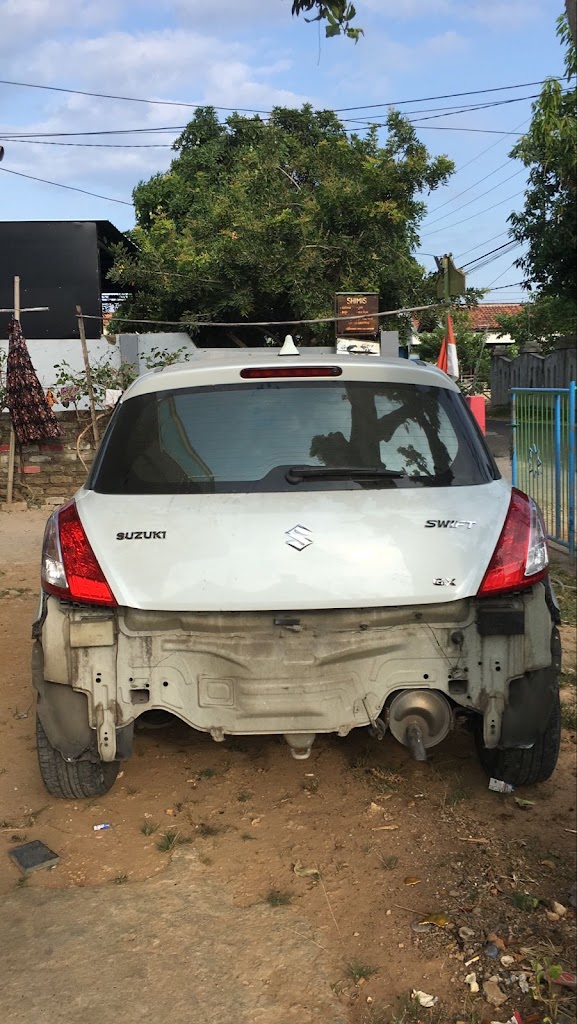 Bengkel cat & poles body mobil