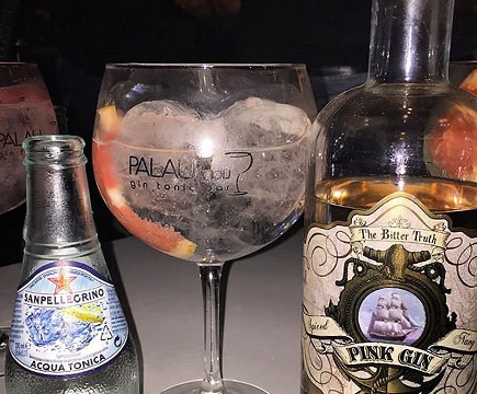Palau nou cafe - gin tonic bar — Del propietario