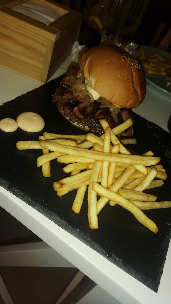 Milenium Cafe - Bar Villarrobledo — Comida y bebida