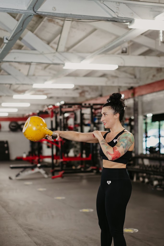  Melanie Levy Fitness