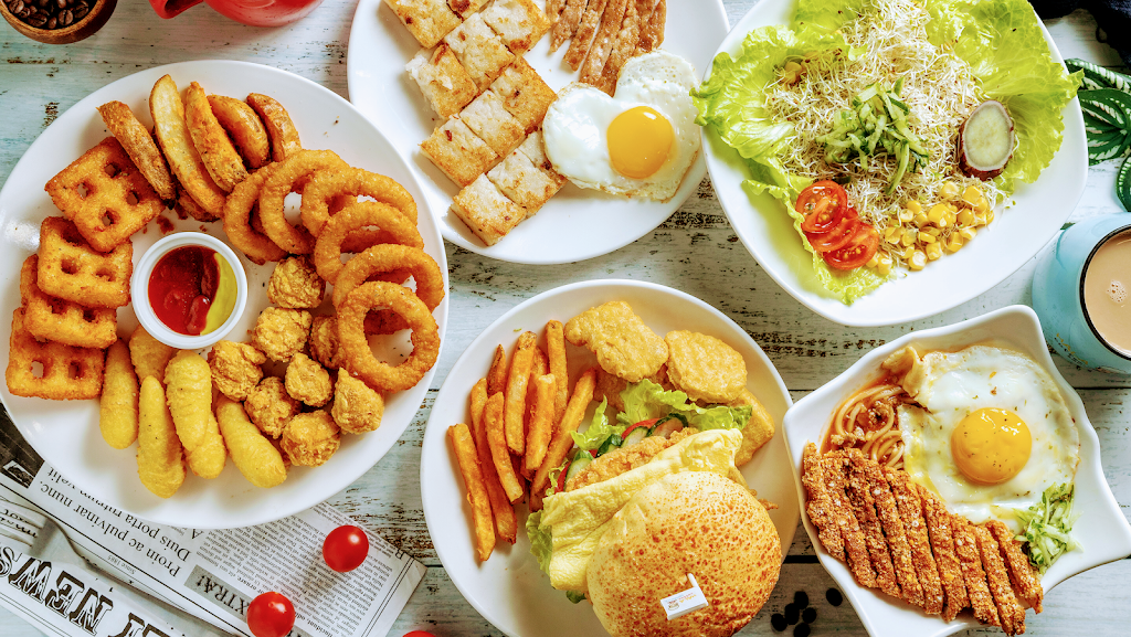 錿樂咖啡&三明治HALA coffee & sandwich內有貓咪會騷擾用餐，目前提供外帶服務，需提前通知，可加入line 的照片