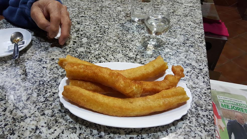 BAR ESTADIO, CAFETERIA CHURRERIA — Del propietario