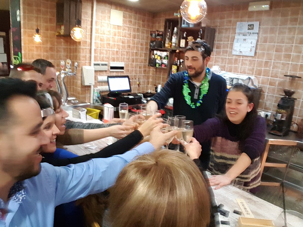Vilatrebol Bar - Cafeteria — Ambiente