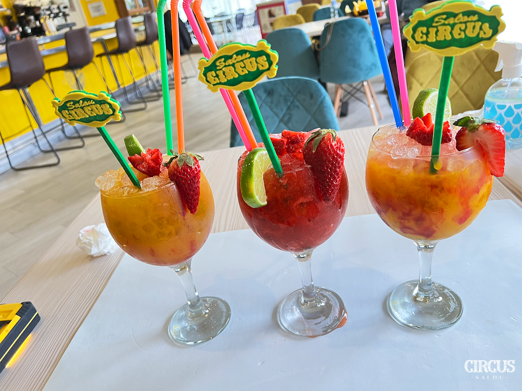 Restaurante The Circus — Comida y bebida