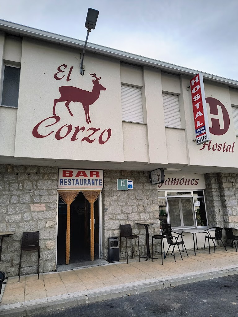 Hostal - Restaurante El Corzo