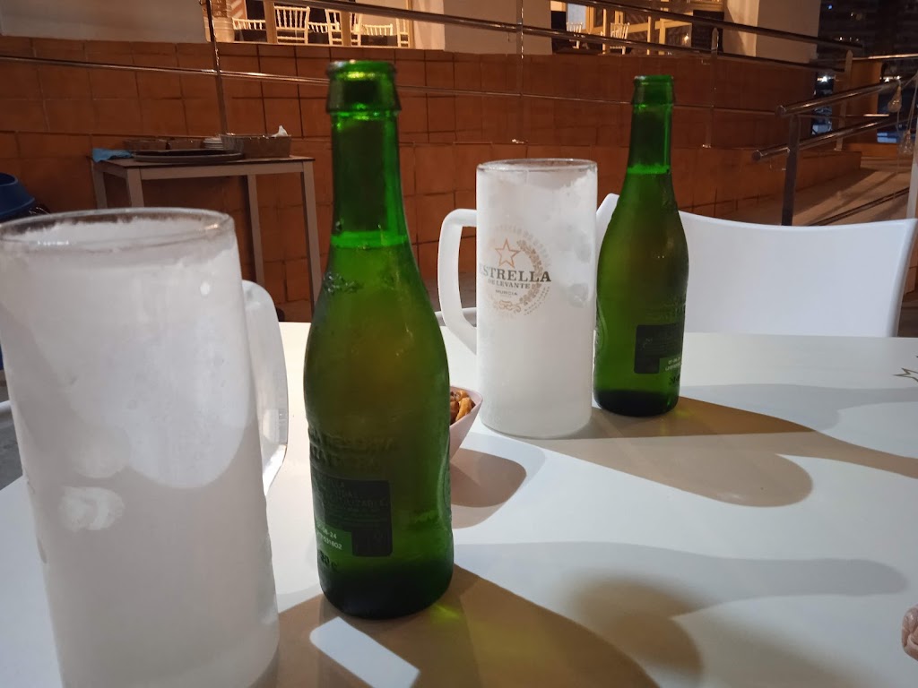 El rincon del nautico — Comida y bebida