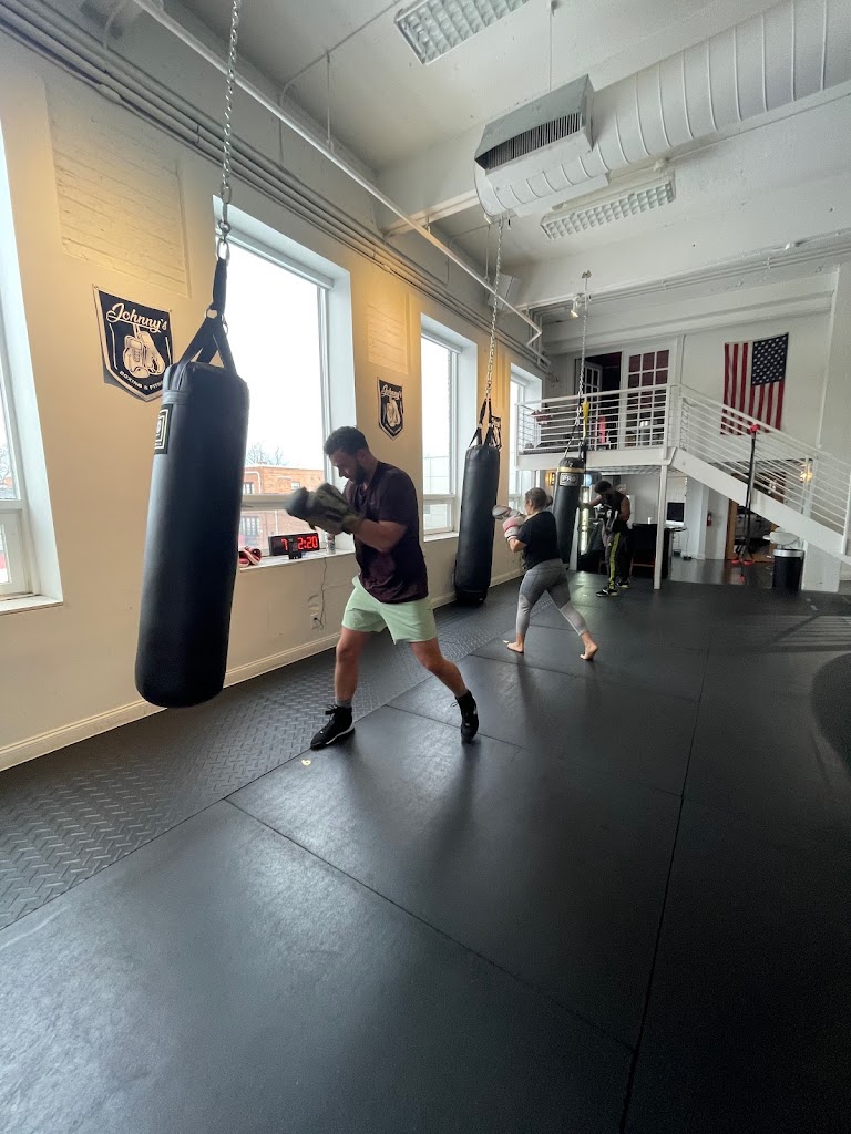  Johnny's Boxing & Fitness