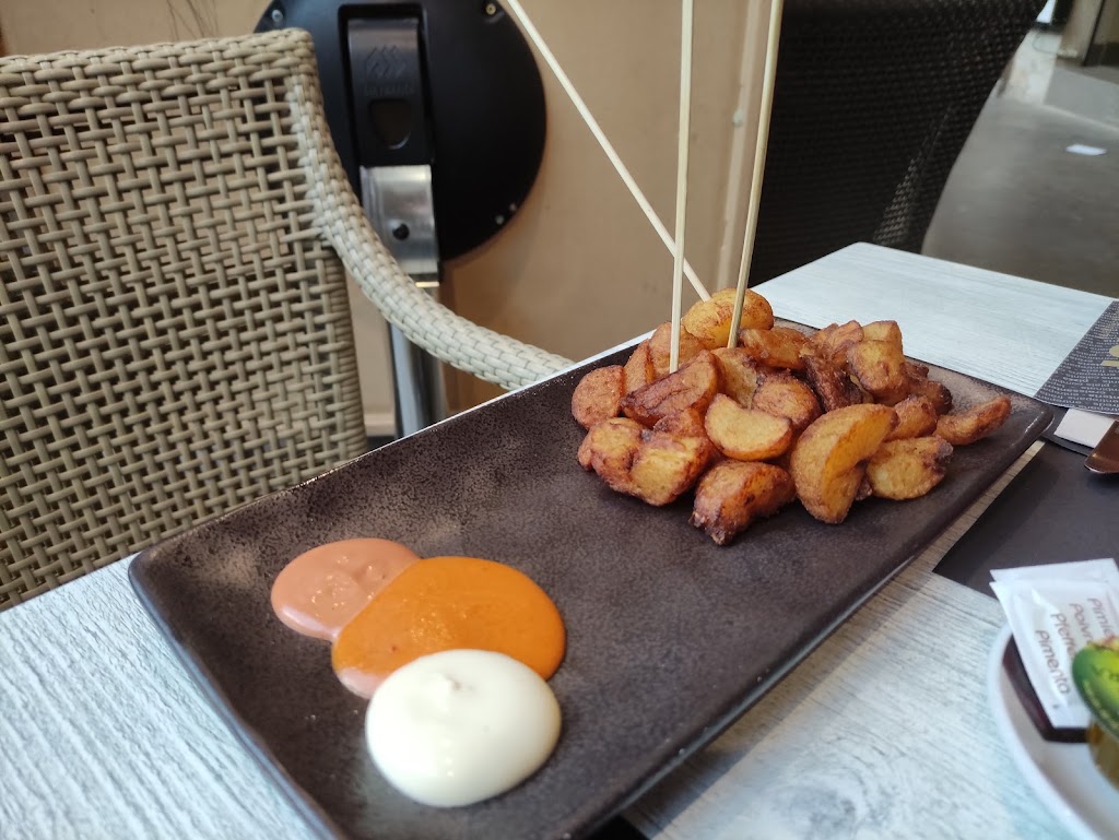 Cafeteria Xiroi — Patatas bravas