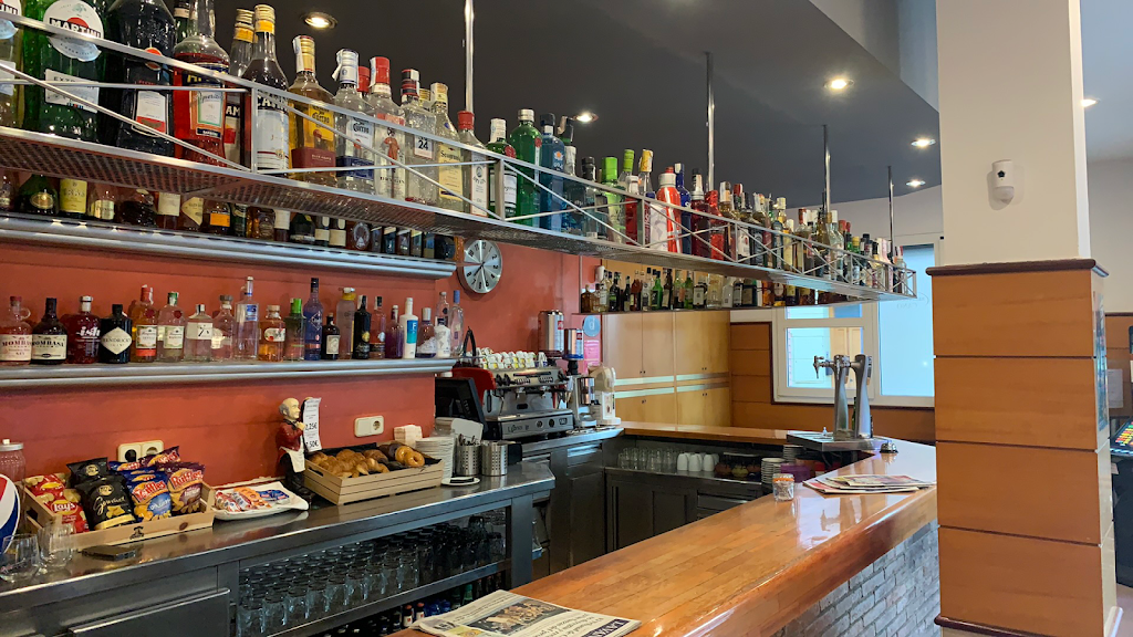 C A N O Bar & Restaurant