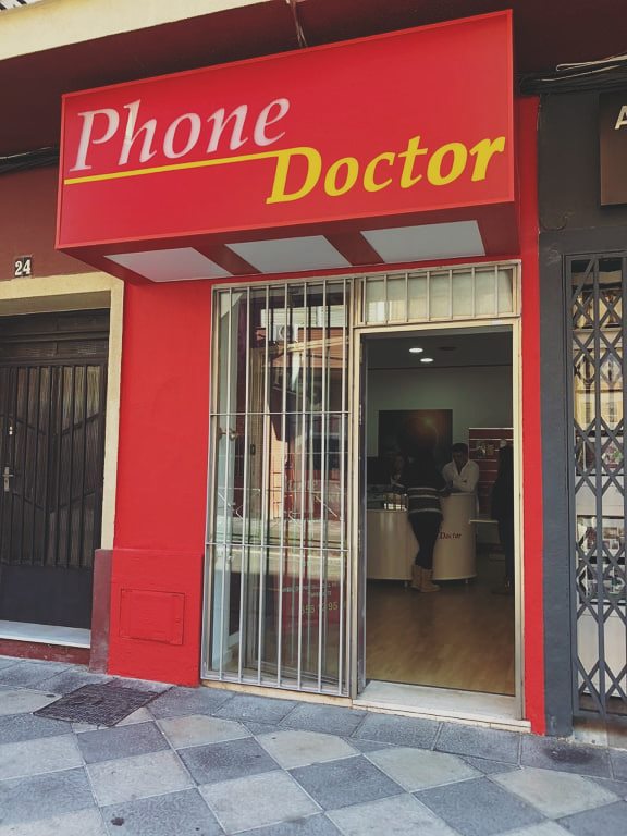 Phone Doctor reparacion de moviles — Del propietario