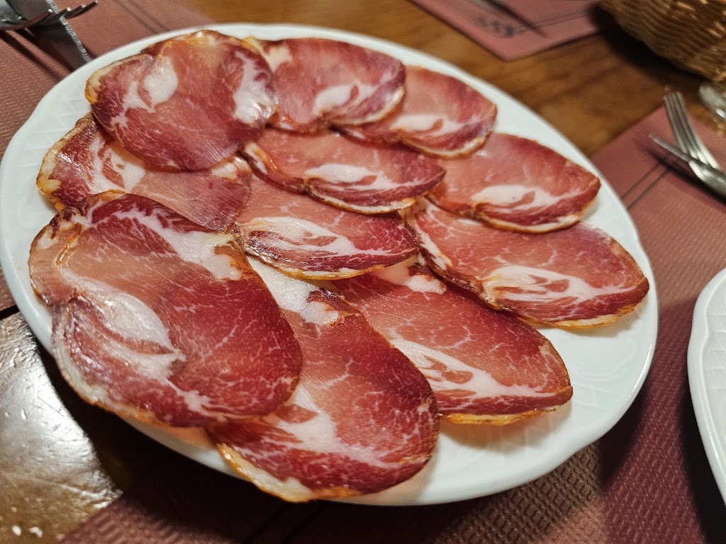 Casa Ferreira — Prosciutto