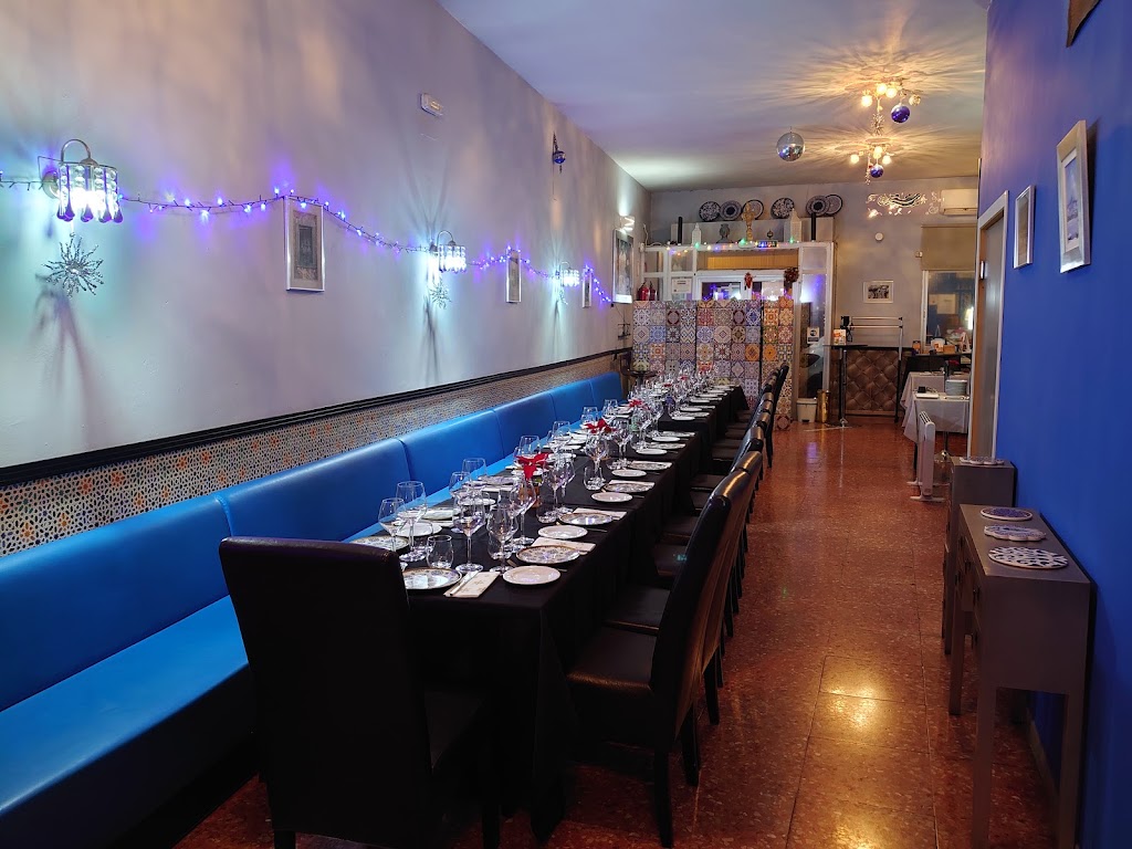 TANIT GASTROBAR — Ambiente