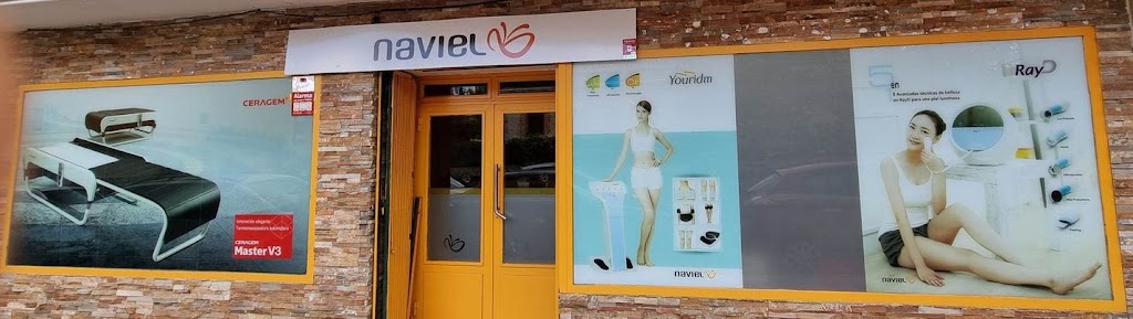 Naviel Villalba — Exterior